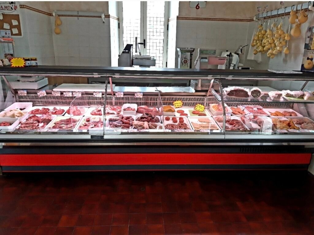 Cedesi attivit&agrave; di macelleria